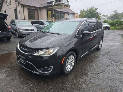 Used 2019 Chrysler Pacifica Touring-L