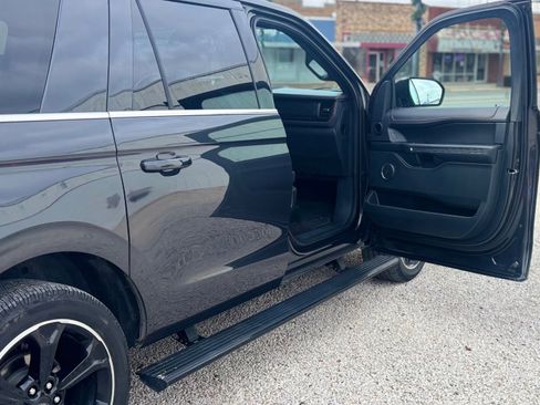 Certified 2022 Ford Expedition Max Limited image 22