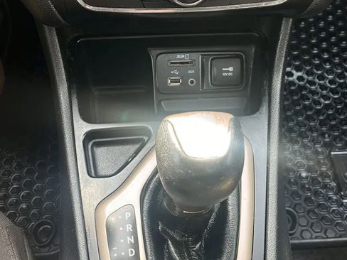 Used 2016 Jeep Cherokee 75th Anniversary image 18