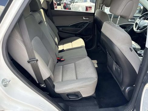 Used 2015 Hyundai Santa Fe GLS FWD image 11