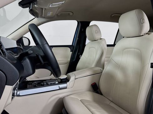 Used 2022 Mercedes-Benz GLB 250 image 17