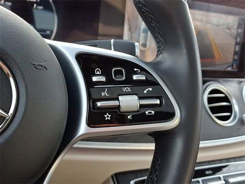 Used 2020 Mercedes-Benz E 350 4MATIC Sedan image 24