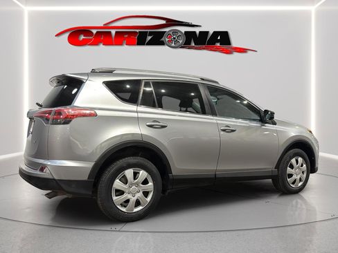 Used 2016 Toyota RAV4 LE image 9