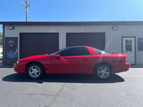 Used 2002 Chevrolet Camaro Z28 w/ Preferred Equipment Group 2 RWD image 49