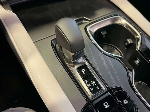 Certified 2025 Lexus RX 350h w/ Kick Sensor & Tow Package image 26