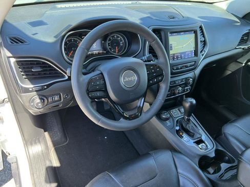 Used 2023 Jeep Cherokee Altitude Lux AWD/4WD image 14