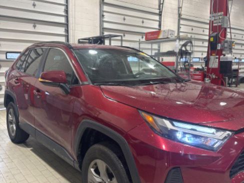 Certified 2023 Toyota RAV4 XLE w/ Convenience Package image 38