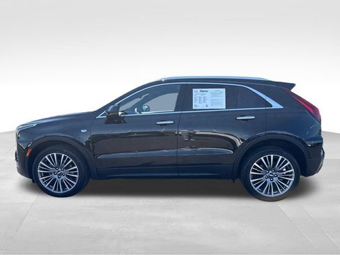 Used 2025 Cadillac XT4 Premium Luxury w/ Cold Weather Package AWD/4WD image 2