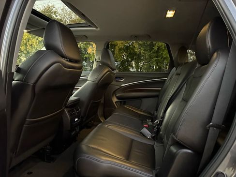 Used 2018 Acura MDX FWD image 12