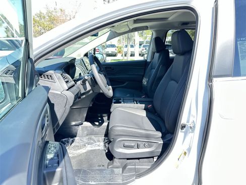 New 2026 Honda Odyssey EX-L image 2