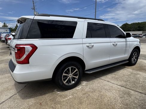 Used 2018 Ford Expedition Max XLT w/ Equipment Group 202A RWD image 5