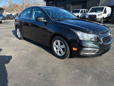Used 2016 Chevrolet Cruze LT w/ Technology Package image 1