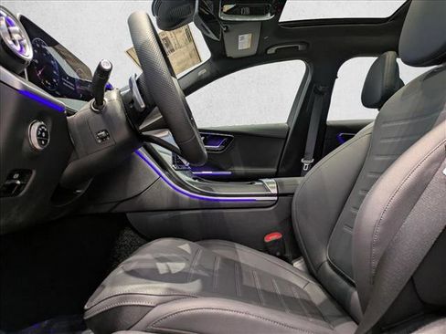 Certified 2025 Mercedes-Benz C 300 4MATIC Sedan image 4
