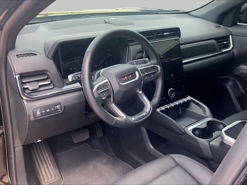 Used 2026 GMC Terrain Elevation w/ Elevation Premium Package FWD image 17