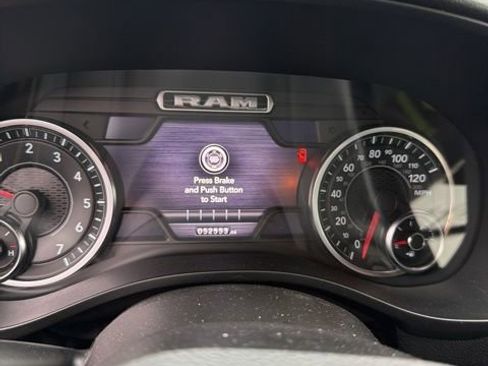 Used 2021 RAM 1500 Big Horn image 9