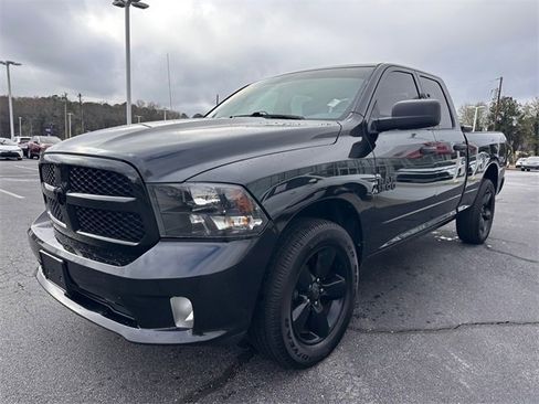 Used 2017 RAM 1500 Express w/ Black Ram 1500 Express Group image 7