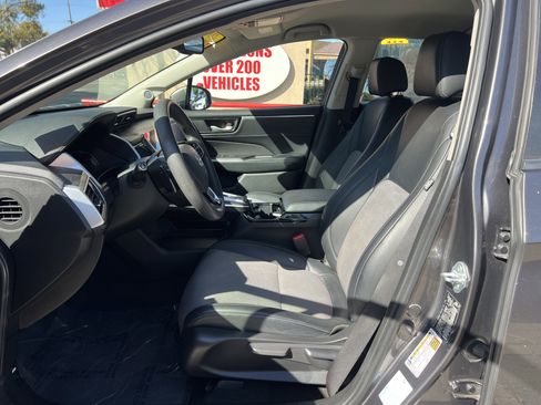 Used 2018 Honda Clarity Plug-In Hybrid image 14