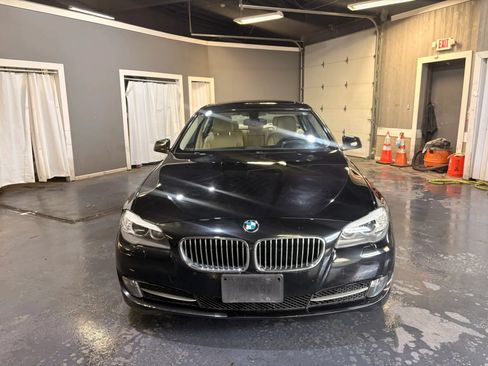 Used 2013 BMW 535i xDrive Sedan AWD/4WD image 2