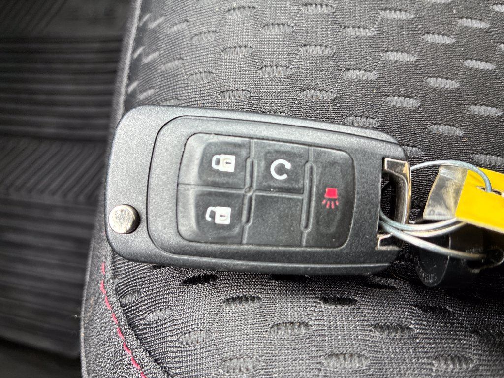 Used 2015 GMC Terrain SLE FWD image 28