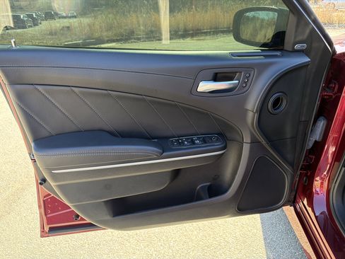 Used 2023 Dodge Charger GT w/ Plus Group image 10