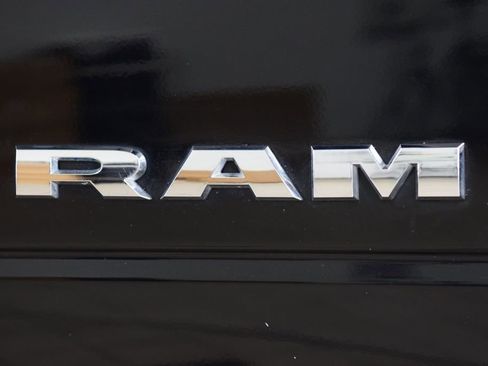 Used 2023 RAM 2500 Big Horn w/ Level 1 Equipment Group AWD/4WD image 15