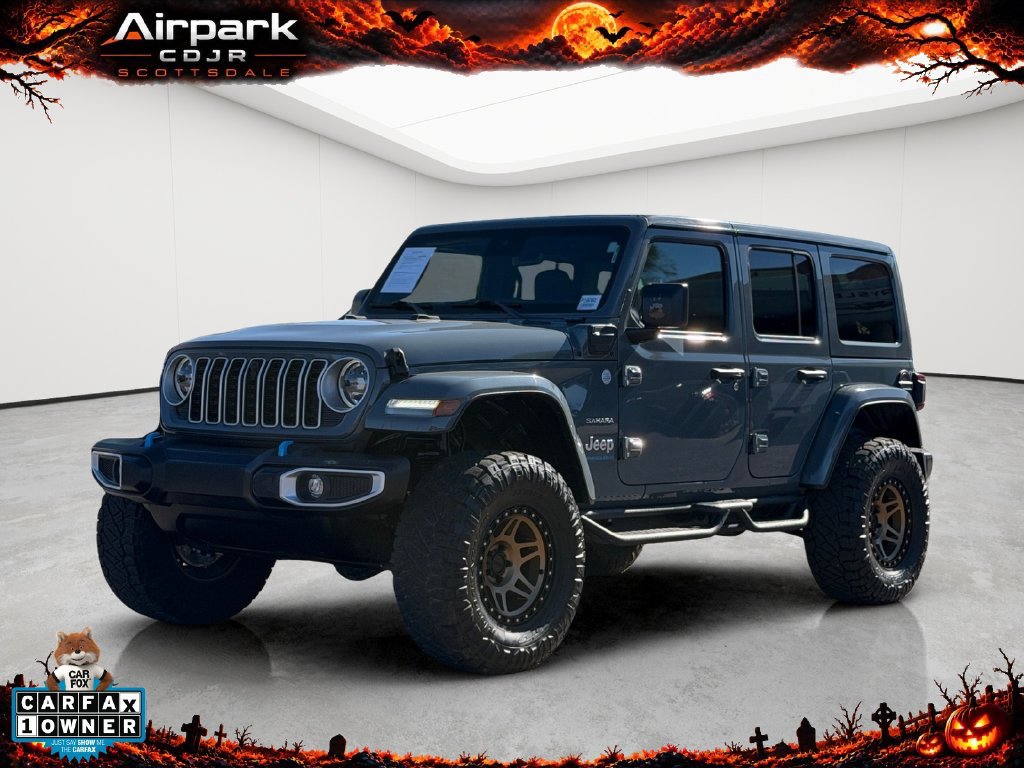 Used 2024 Jeep Wrangler Unlimited Sahara w/ Technology Group AWD/4WD image 1
