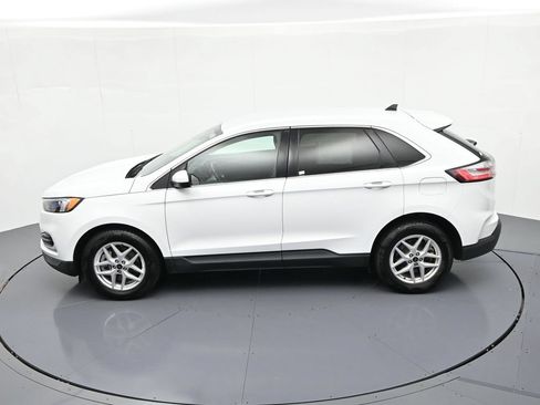 Certified 2024 Ford Edge SEL AWD/4WD image 18