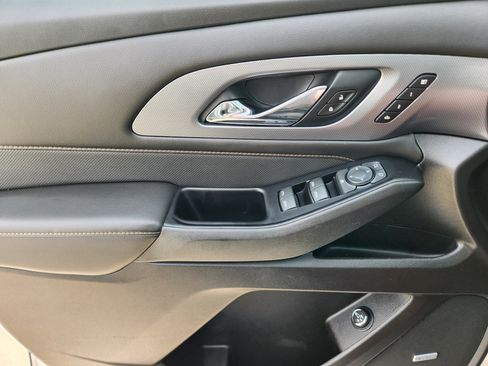 Used 2019 Chevrolet Traverse Premier w/ Driver Confidence II Package image 28
