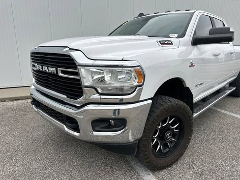 Used 2019 RAM 2500 Big Horn AWD/4WD image 2
