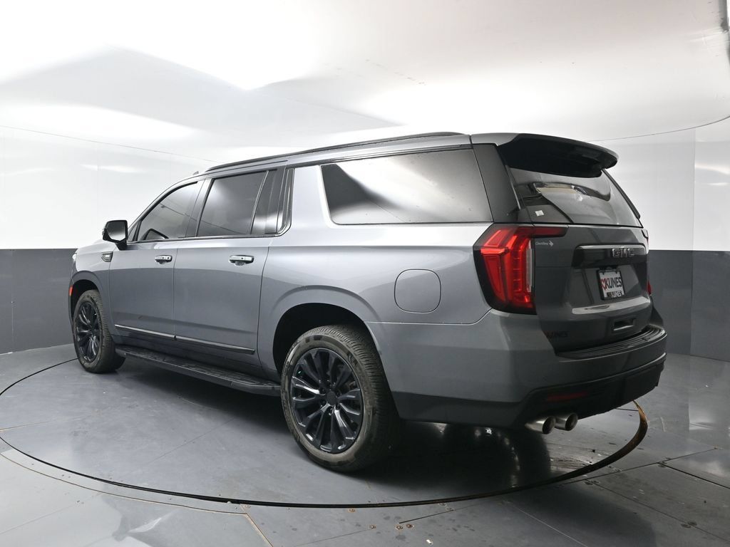 Used 2021 GMC Yukon XL Denali AWD/4WD image 12