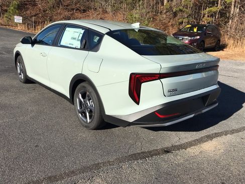 New 2025 Kia K4 image 31