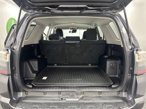 Used 2021 Toyota 4Runner SR5 AWD/4WD image 14