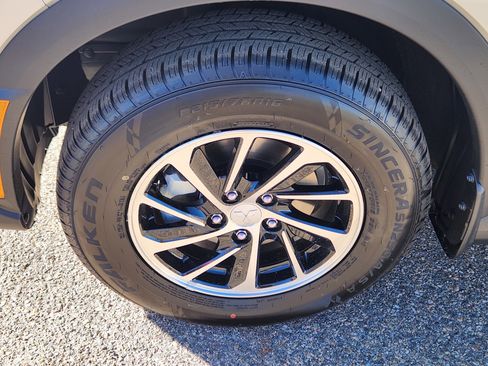 New 2026 Mitsubishi Eclipse Cross ES image 7