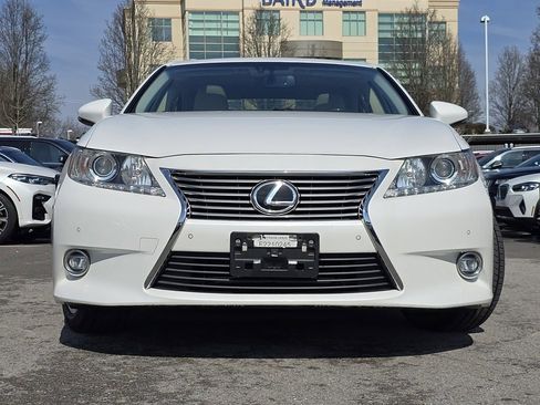 Used 2015 Lexus ES 350 350 w/ Luxury Package image 3