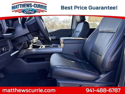 New 2026 Ford F250 Lariat w/ Black Appearance Package image 9