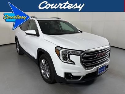 Used 2024 GMC Terrain SLT