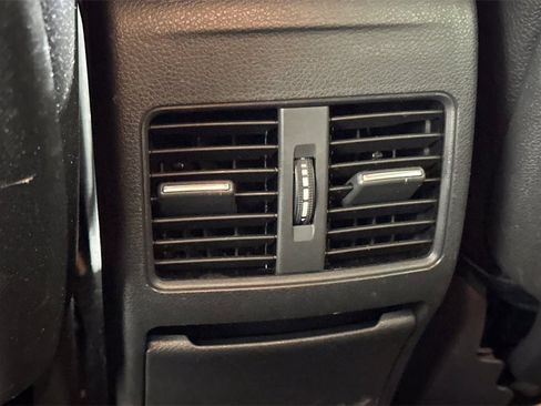 Certified 2019 Mercedes-Benz GLA 250 image 14