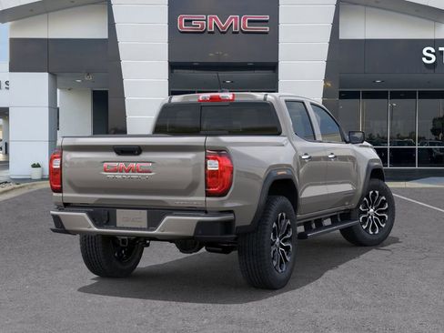 New 2026 GMC Canyon Denali image 4