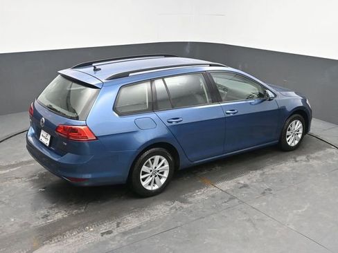 Used 2016 Volkswagen Golf S FWD image 30