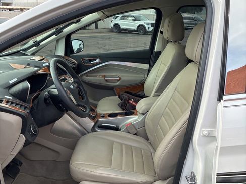 Used 2016 Ford C-MAX SEL w/ Equipment Group 302A image 16