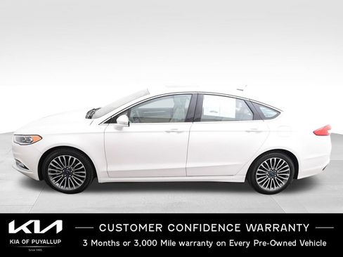 Used 2017 Ford Fusion Titanium FWD image 8