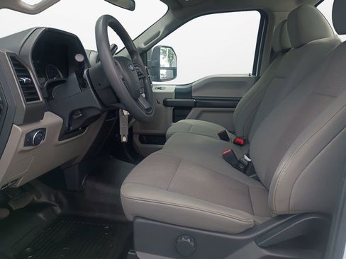 Used 2022 Ford F250 XL w/ Power Equipment Group image 19