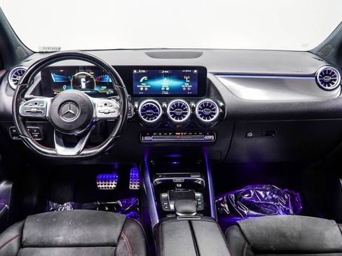 Used 2022 Mercedes-Benz GLA 35 AMG 4MATIC image 5