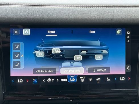 New 2025 Lincoln Navigator L Black Label AWD/4WD image 15