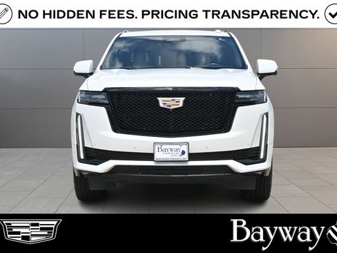 Used 2021 Cadillac Escalade ESV Sport Platinum RWD image 2