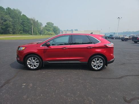 Used 2021 Ford Edge Titanium w/ Class II Trailer Tow Package AWD/4WD image 4