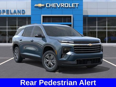 New 2026 Chevrolet Traverse LT image 8