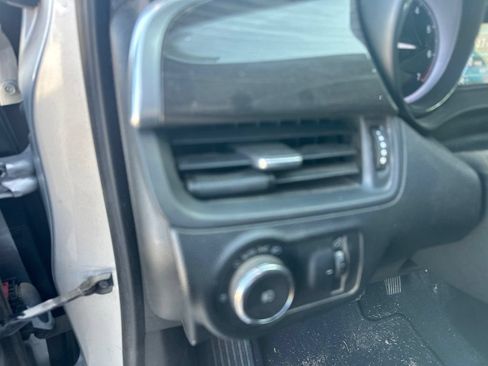 Used 2019 Buick Envision Essence AWD/4WD image 10