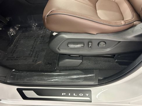 New 2026 Honda Pilot Elite image 22