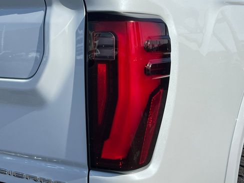 New 2026 GMC Sierra 2500 Denali w/ Denali Reserve Package AWD/4WD image 7